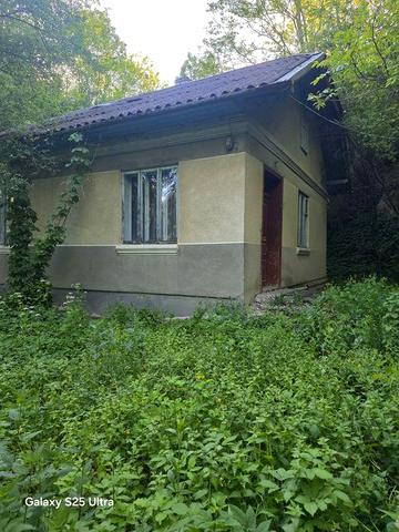 Продам цегляний будинок біля дністра!