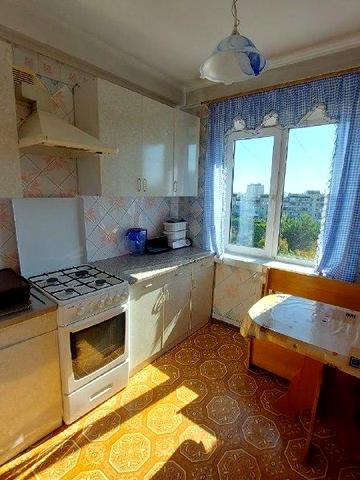 Западинська вул., 3-Б