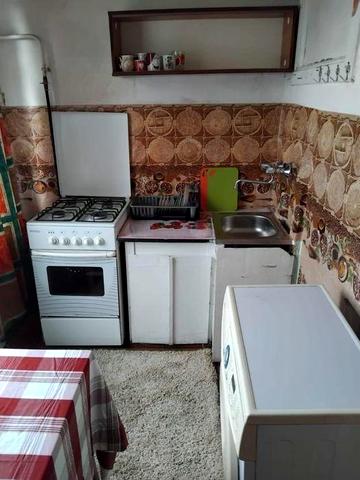 Продаж 2кв 46м Вул. Миропільська 31. Ринок Юність Газ Метро 15хв. ходи