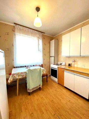 Урлівська 3, оренда 2-к квартири, Позняки, метро 10 хв