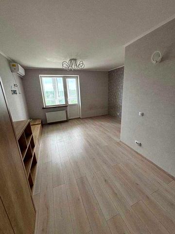 Продам 1-кім. квартиру по вул. Бандери, 31-в (Підвал в подарунок!)