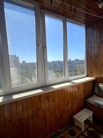 Метро Мінська, вул Зої Гайдай 9/8