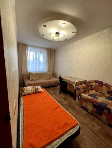Здається на короткий термін двокімнатна