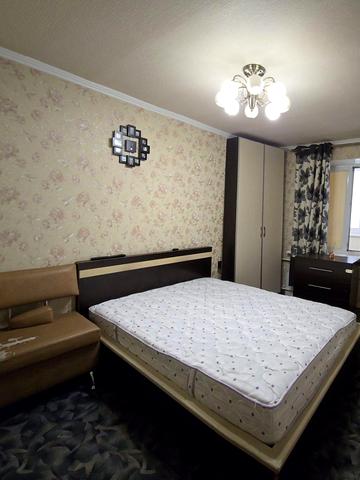 Дмитра Яворницького просп. (Карла Маркса), 2