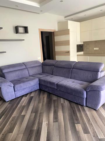 None 203000 USD