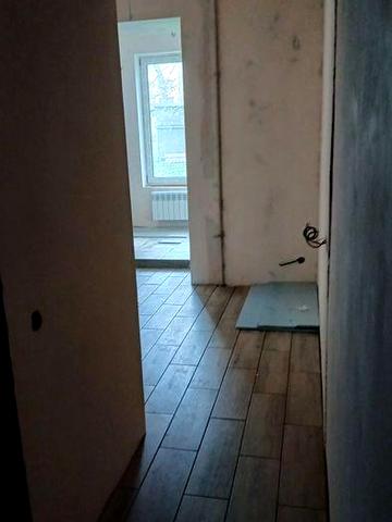 Продам 2 кімнатну  квартиру КОСМІЧНА 47 м. Науки.