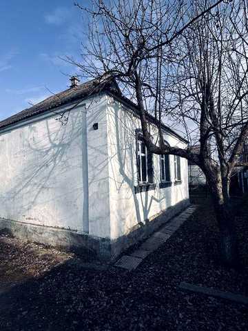 Продам будинок в смт.Чутове