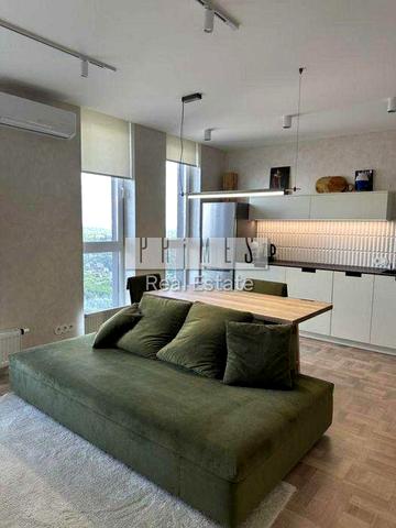Продаж 2к квартири,  пр. Науки 58, Деміївка