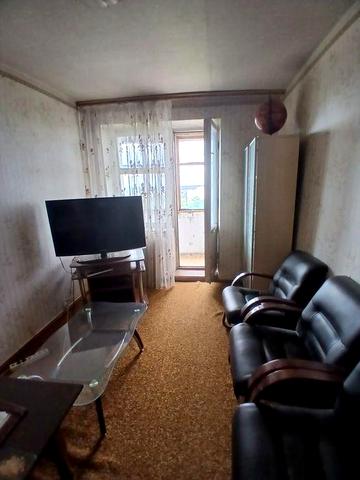 В продажу 4-х кімнатна квартира