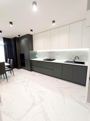 None 95000 USD