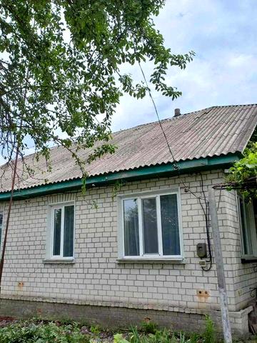 Будинок у селищі Холми Корюківського району Чернігівської області