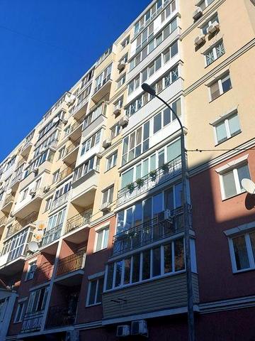 Здам в оренду 2х кімнатну квартиру Сирецька 32