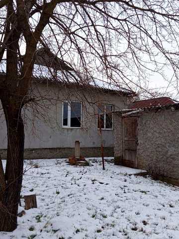 Продам будинок в Подільську,не далеко від центру, поруч 1 школа ,базар