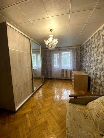 Сдам 2 к. кв. метро 23 Августа, Саржин Яр