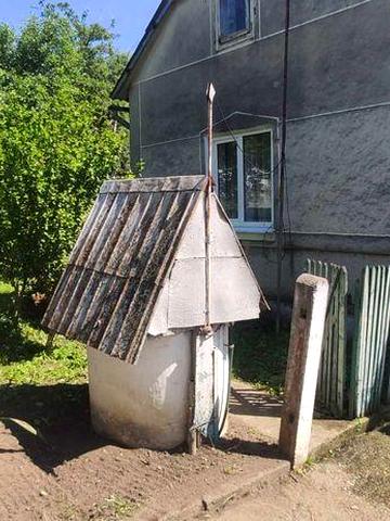 продаж будинку і великої земельної ділянки