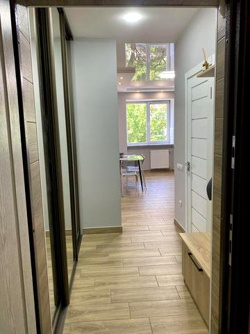 Оренда сучасної 1-кімнатної квартири 45 м² | вул. Пулюя, 40 | Дизайнерське зонування | 3 поверх