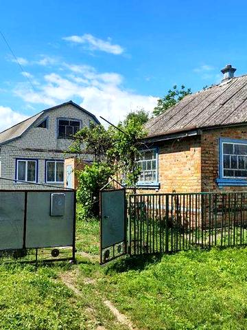 Продається будинок в центрі с. Велика Круча