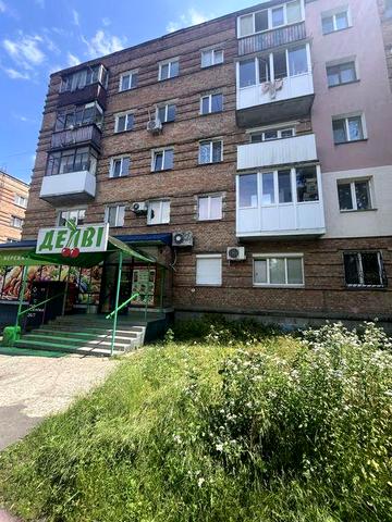 Продаж 2-к  квартири в районі Соснівка, провулок Медичний.