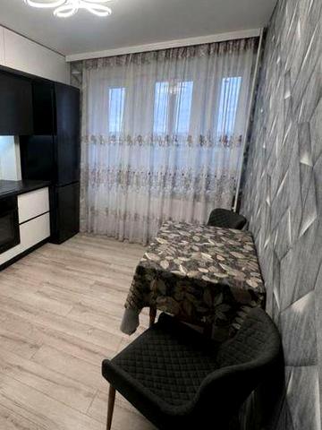Продам простору 3-х кімнатну квартиру в сучасному ремонті м.БілаЦерква