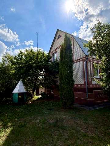 Продається будинок 213 м² з гаражем та ділянкою 23 сотки в Баранівці.