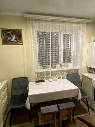 Продам  однокімнатну квартиру