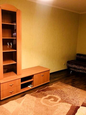 Генерала Генадія Воробйова вул. (Курська), 8