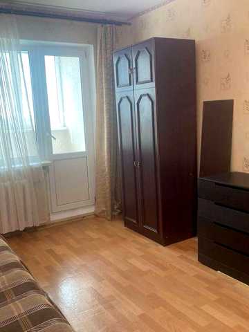 Продаж 1к кв-ри  пр Європейського Союзу ( Правди), 31 а ,  Виноградар