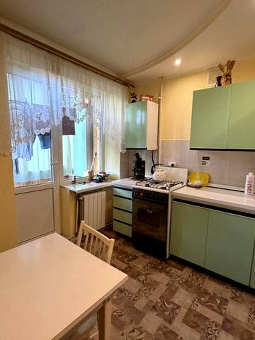 Продаж 2х кімнатної на Минайській. Газ.