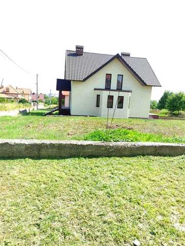 Продаж будинку. Мальованка. ( 5 кімнат +підвал), гараж.