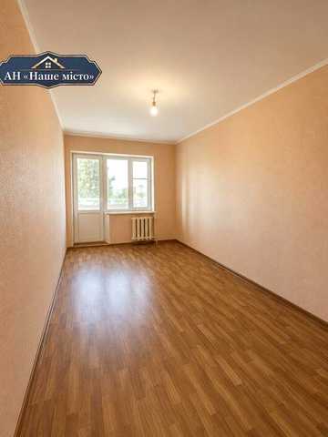 Продаж 3-кв Бабкіна  67,8 кв.м р-н АЕРОМОЛА  м. Бориспіль (ДЕРЖ. Програми)