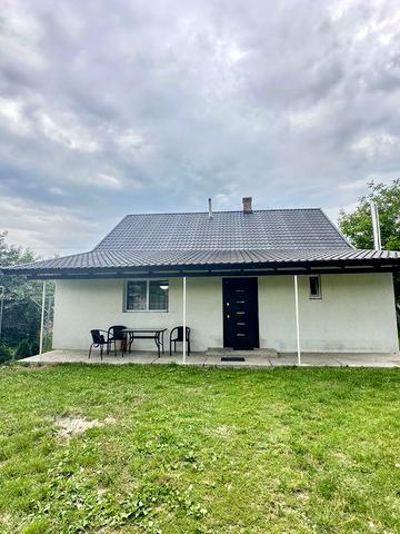 Продається житловий будинок  с.Калиніка( Сарненський рн)