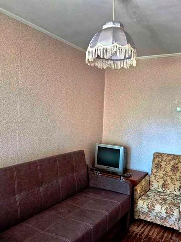 Оренда 2-кімнатної квартири, Лісовий масив, метро Лісова, меблі і техніка, роздільні кімнати