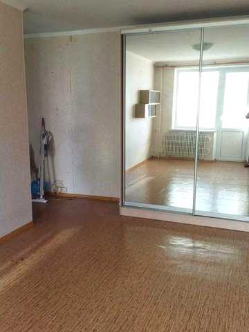 Продам 1 к. кв. на Олексіївці, пр. Людвіга Свободи, б.40. Метро Олексіївська 3 хвилини.