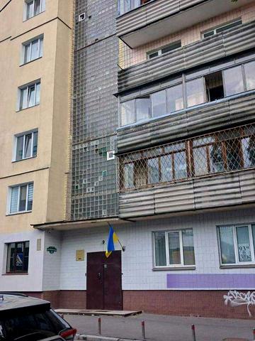 Продаж 3-кімнатної квартири вулиця Стрітенська 13 Львівська площа ,метро Золоті Ворота
