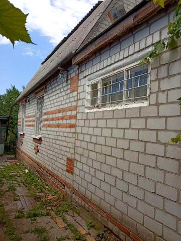 В продаже 2-х этажный добротный кирпичный дом 2000 г.п. в селе Ольховского