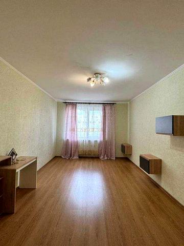 Чабани ЖК Юність без меблів /Теремки метро 7 хв.