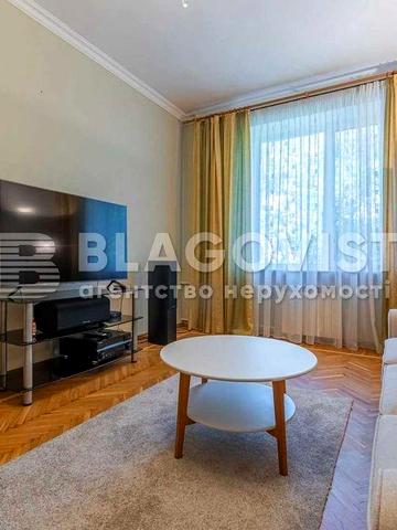 Продаж квартири Вишгородська, 56/2, Сталінка, Газ, Ремонт без %