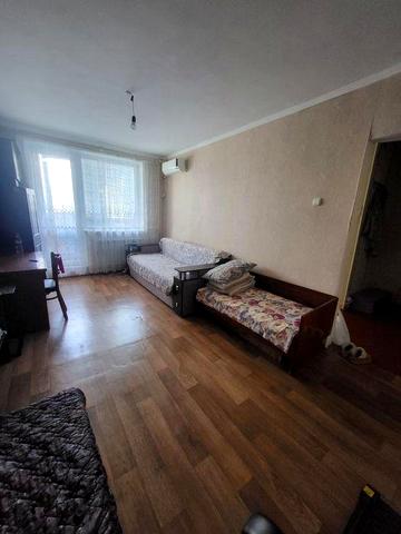 Продам 1 кімнатну квартиру в Краснопавліці,  мікрорайон, буд. 26.
