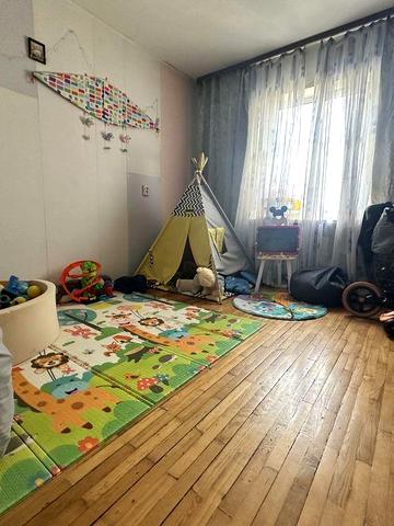 Продам 3к квартиру біля метро Позняки Григоренка