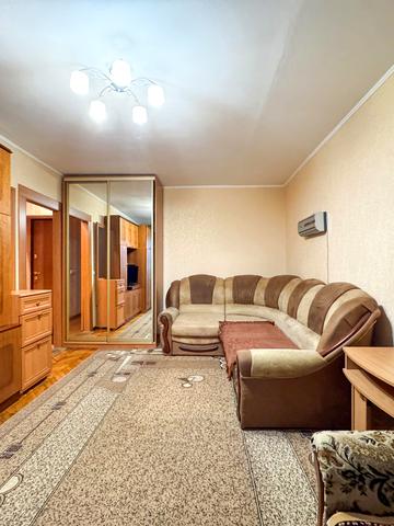 Вереснева вул., 5