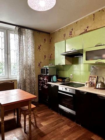 Продаж 3-к кварт  3,5 м2, 1/25 пов., Троєщина ЖК Милославичі
