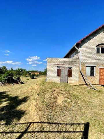 Продам недобудований будинок! Варварівка! Скважина! 10 соток землі .