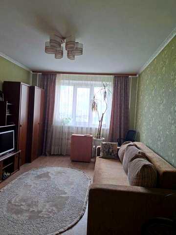 Продам 3-х комнатную квартиру метро ХТЗ
