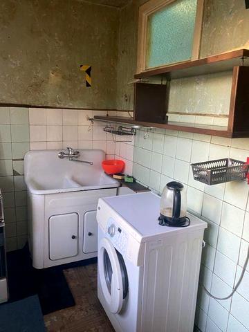 Відрадний 36б. Соломянський р-н. Велика  двокімнатна кв. Продаж  Вільна.