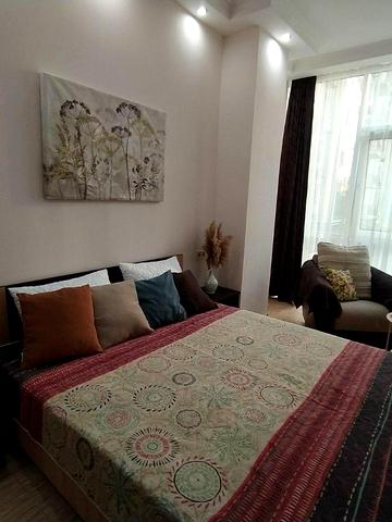 Аркадійське плато вул. (Гагаринське плато), 5б