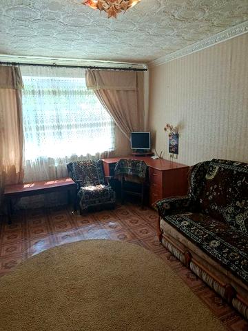 Сдаю 3к/кв Соборная 4/5,70/40/8, мебель, техника 10500