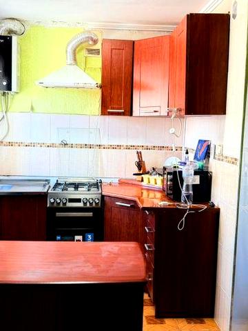 Продам однокімнатну квартиру в Барі терміново