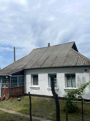 Будинок з газом та грубою
