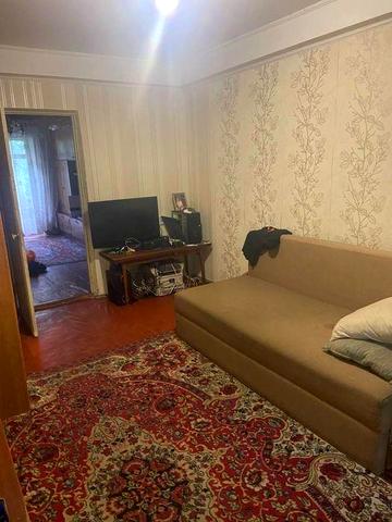 Продам 3-х комнатную квартиру по ул.  Ореста Левицкого 4