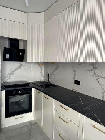 Оренда 1 кімнатної квартири в ЖК Famely Residence   з власною терасою   в Солонці